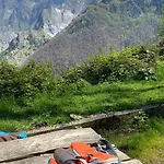 Gronda Via Vandelli Locazioni Turistiche - Private Tourist Massa (Tuscany)