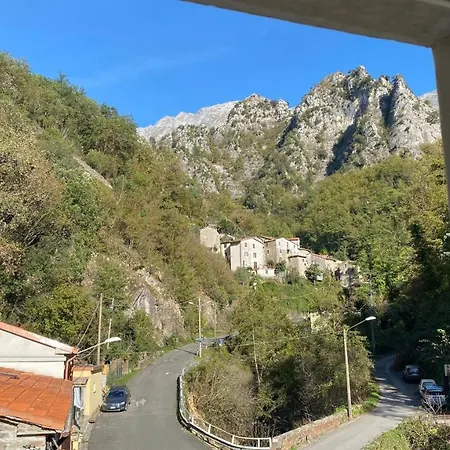 Gronda Via Vandelli * Massa (Tuscany)
