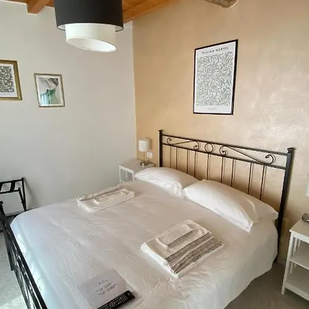 Privat bolig Gronda Via Vandelli Locazioni Turistiche - Private Tourist