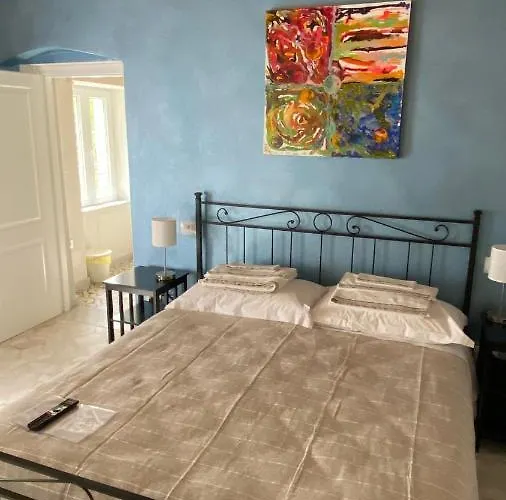 Gronda Via Vandelli 3* Massa (Tuscany)